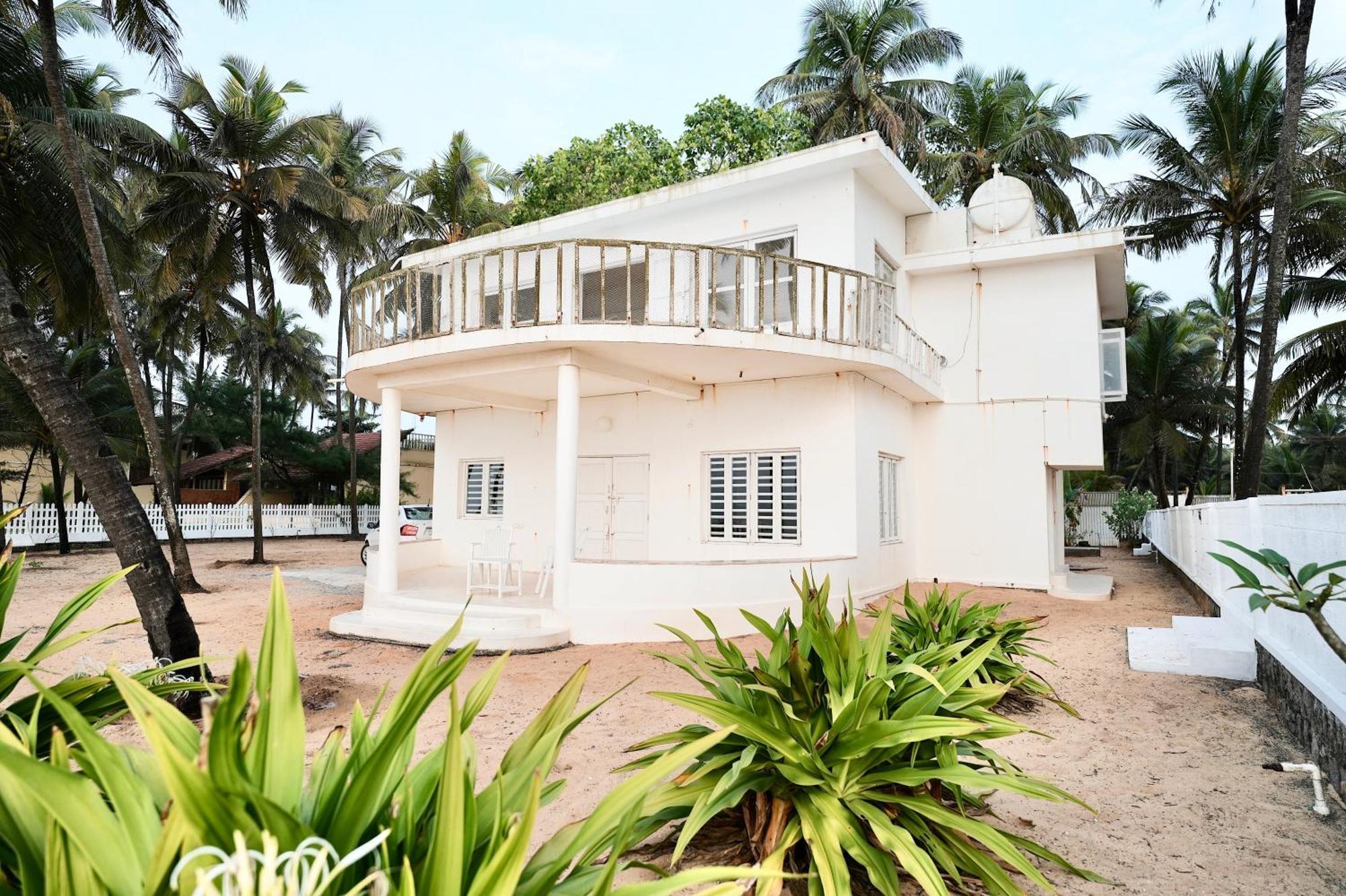 Beach At The White House ウドゥピ エクステリア 写真