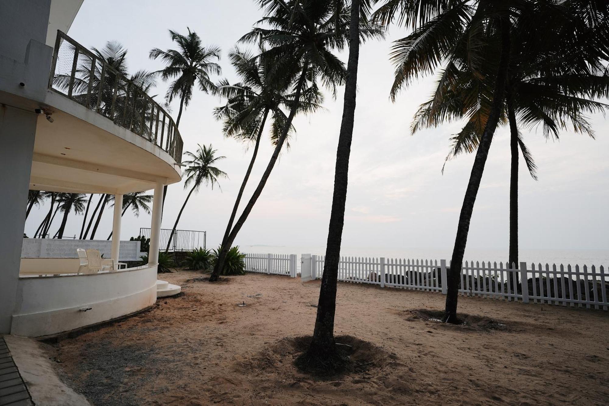 Beach At The White House ウドゥピ エクステリア 写真